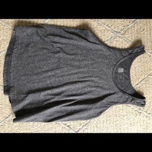 Workout tank top
